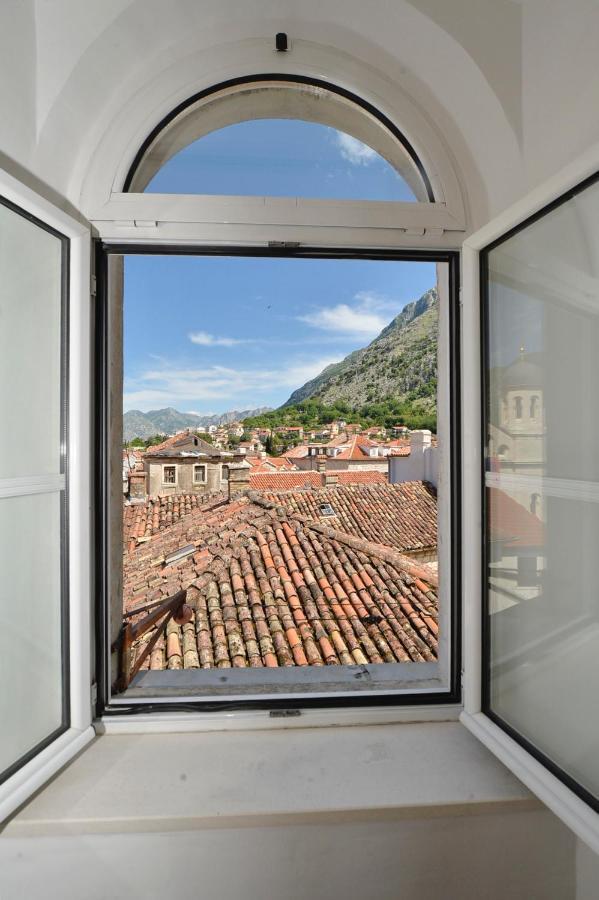 City View Apartment Kotor Bagian luar foto