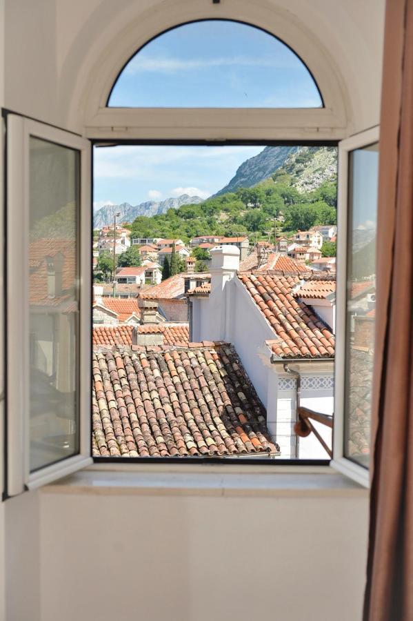 City View Apartment Kotor Bagian luar foto